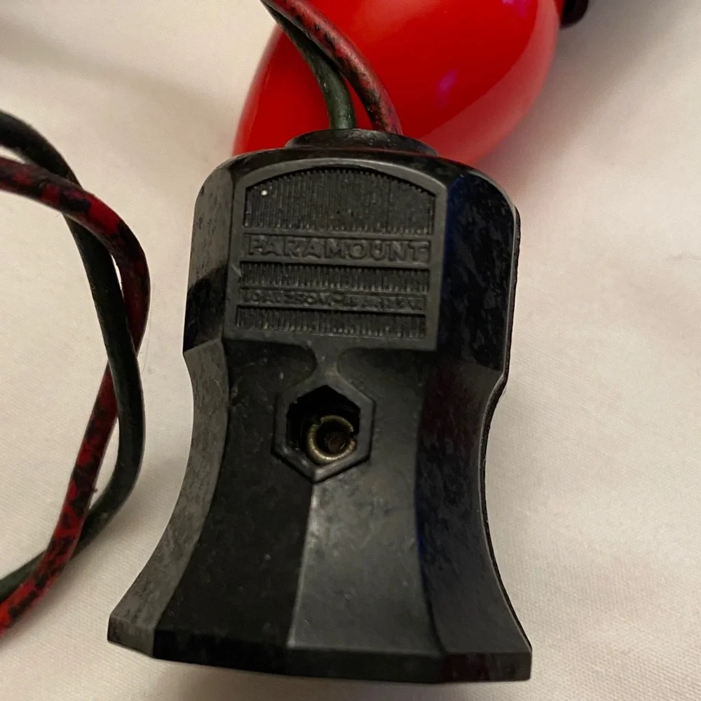 Vintage String of Seven C-7 Christmas Lights by Paramount - works